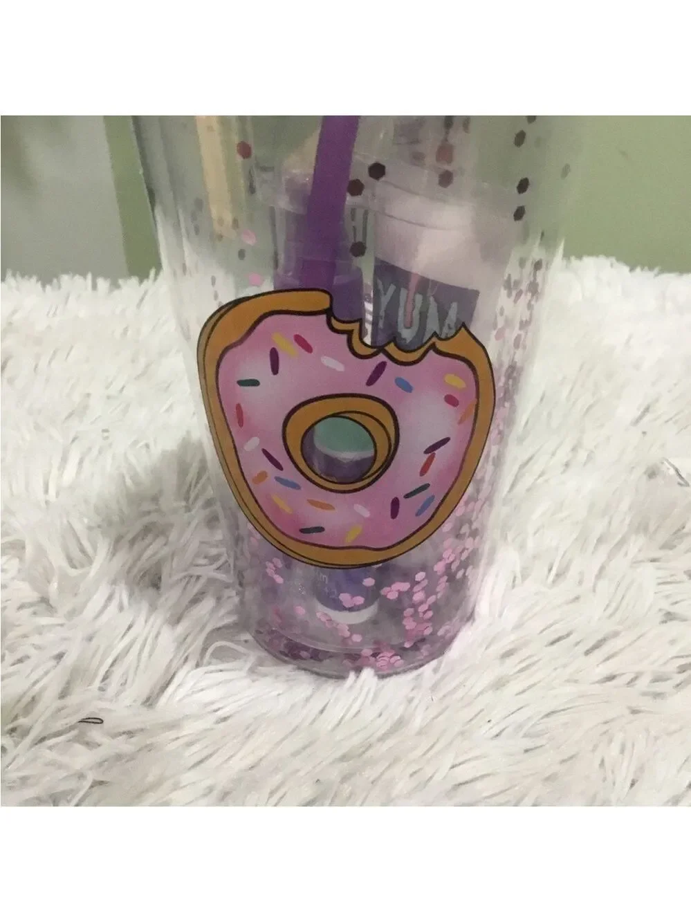 DONUT Body care set in a mug with a straw